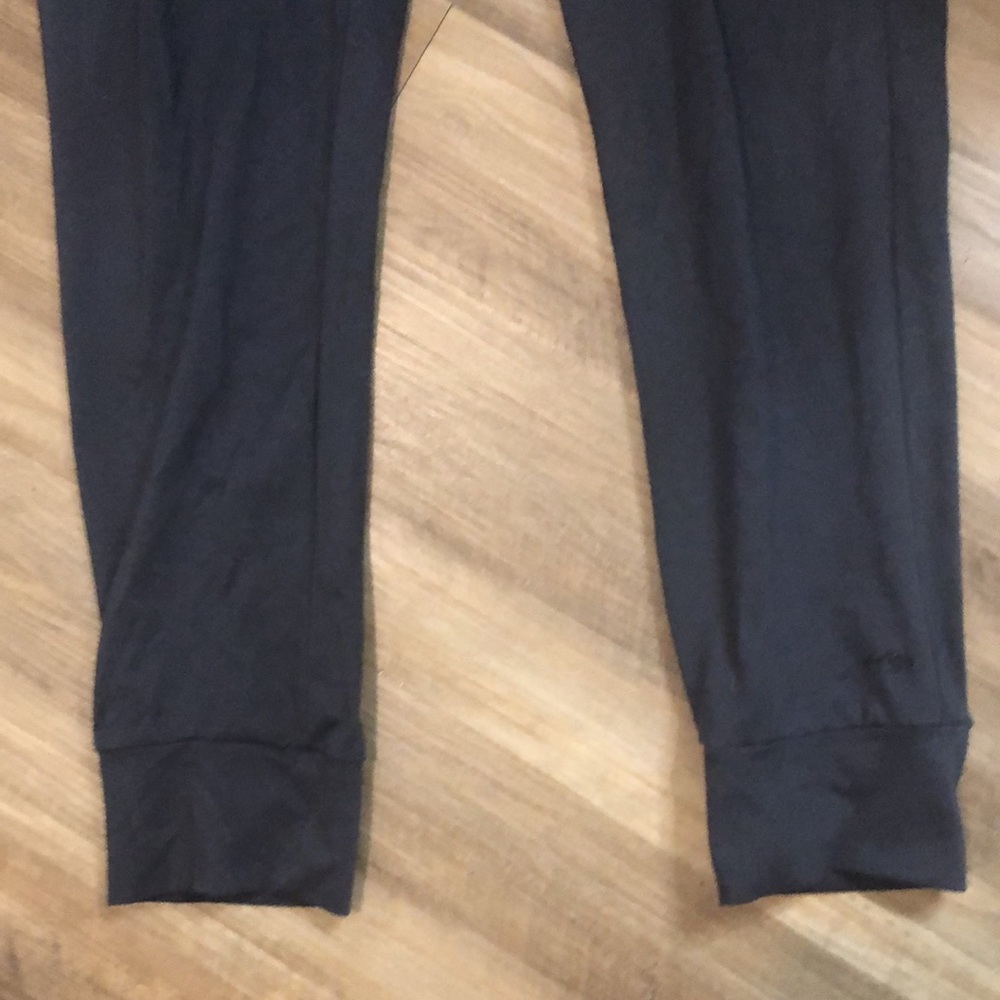 Joggers - Picture 5 of 6